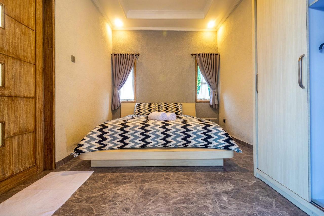 Alam Desa Homestay By Agata Perean الغرفة الصورة